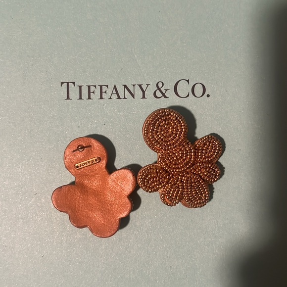 J crew gold beaded/leather drop earrings - Picture 2 of 3